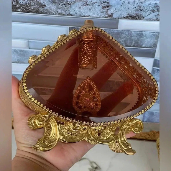 Ormolu Large Cherub Perfume Bottle w/ Amber Glass - Gold Gilt - Vintage - Picture 5 of 13